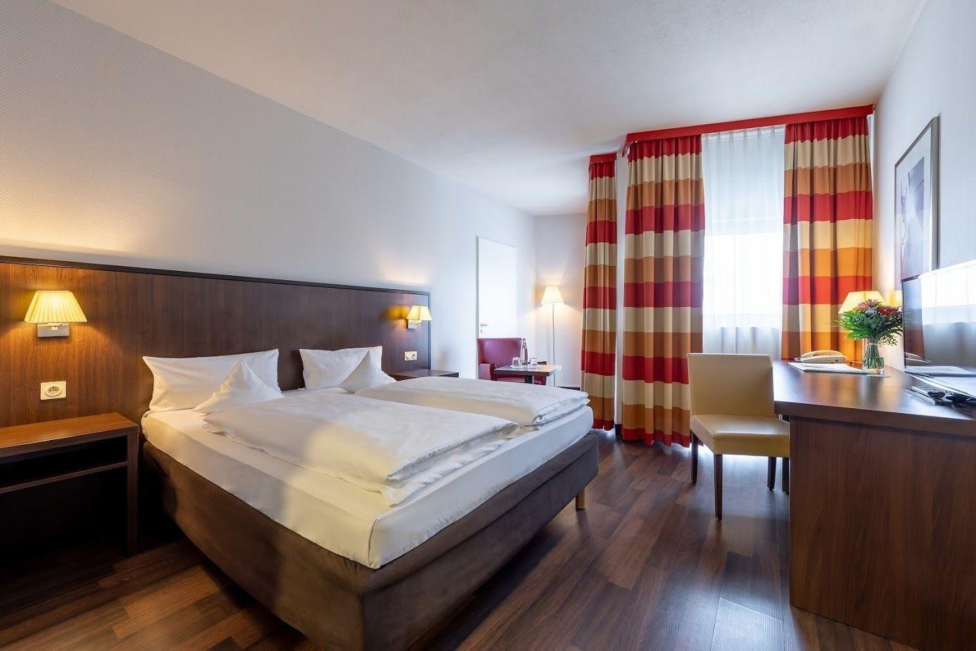 Trip Inn Frankfurt Nordwestzentrum Frankfurt am Main Ngoại thất bức ảnh