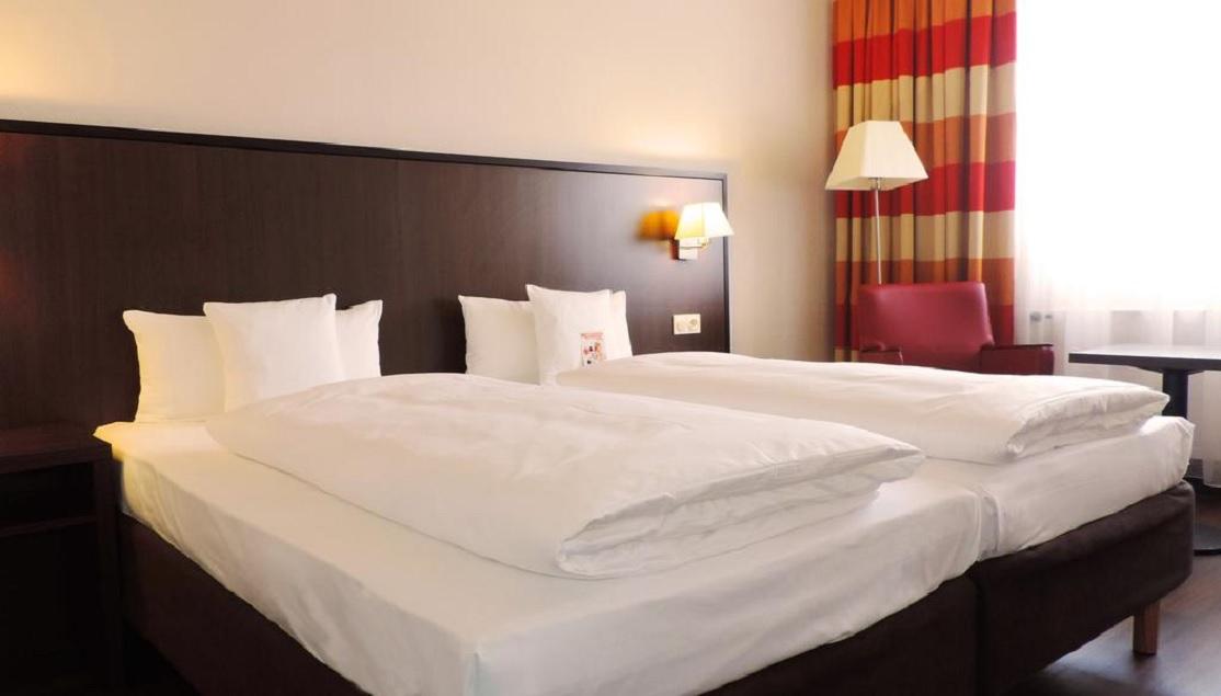 Trip Inn Frankfurt Nordwestzentrum Frankfurt am Main Ngoại thất bức ảnh