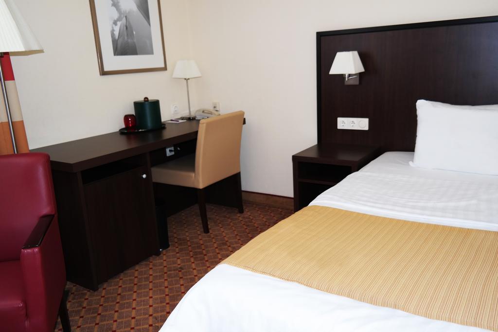 Trip Inn Frankfurt Nordwestzentrum Frankfurt am Main Ngoại thất bức ảnh