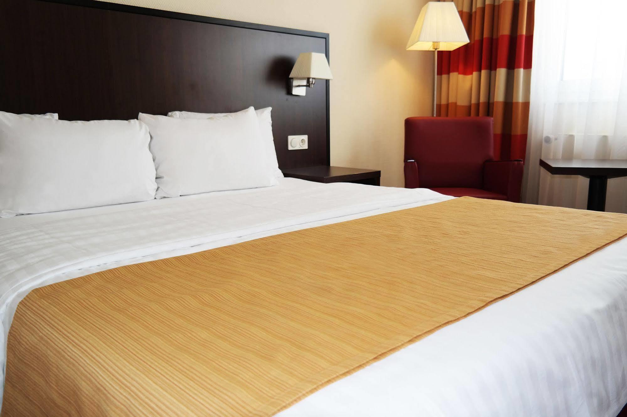 Trip Inn Frankfurt Nordwestzentrum Frankfurt am Main Ngoại thất bức ảnh